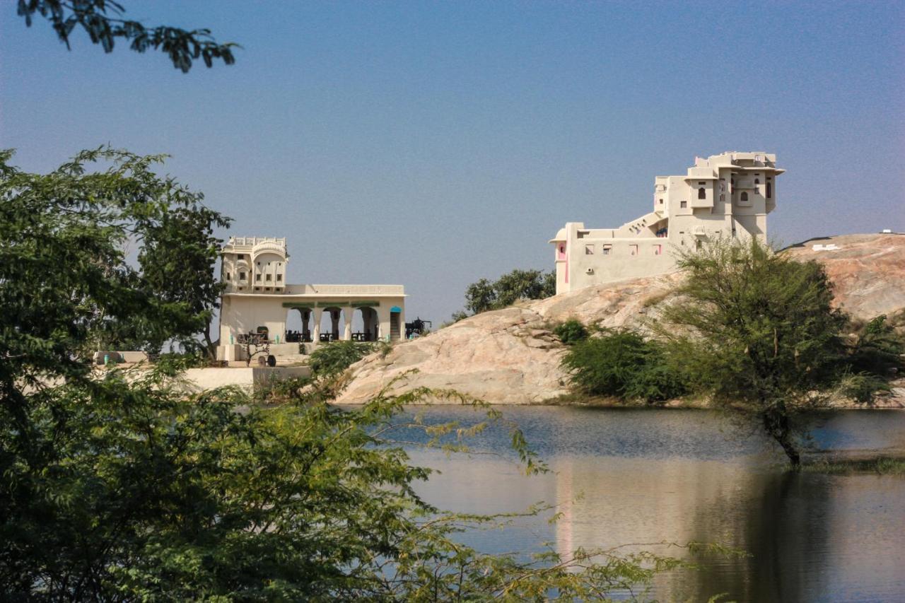 Brij Lakshman Sagar, Pali - Small Luxury Hotels Of The World Raipur  ภายนอก รูปภาพ