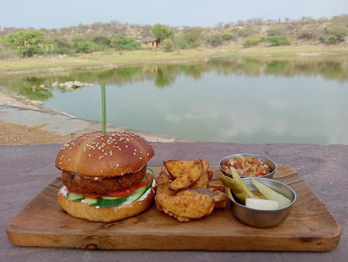 Brij Lakshman Sagar, Pali - Small Luxury Hotels Of The World Raipur  ภายนอก รูปภาพ