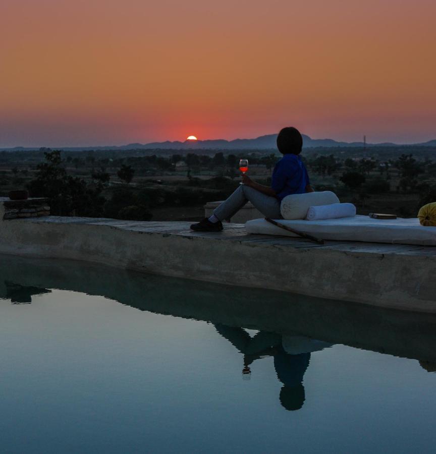 Brij Lakshman Sagar, Pali - Small Luxury Hotels Of The World Raipur  ภายนอก รูปภาพ