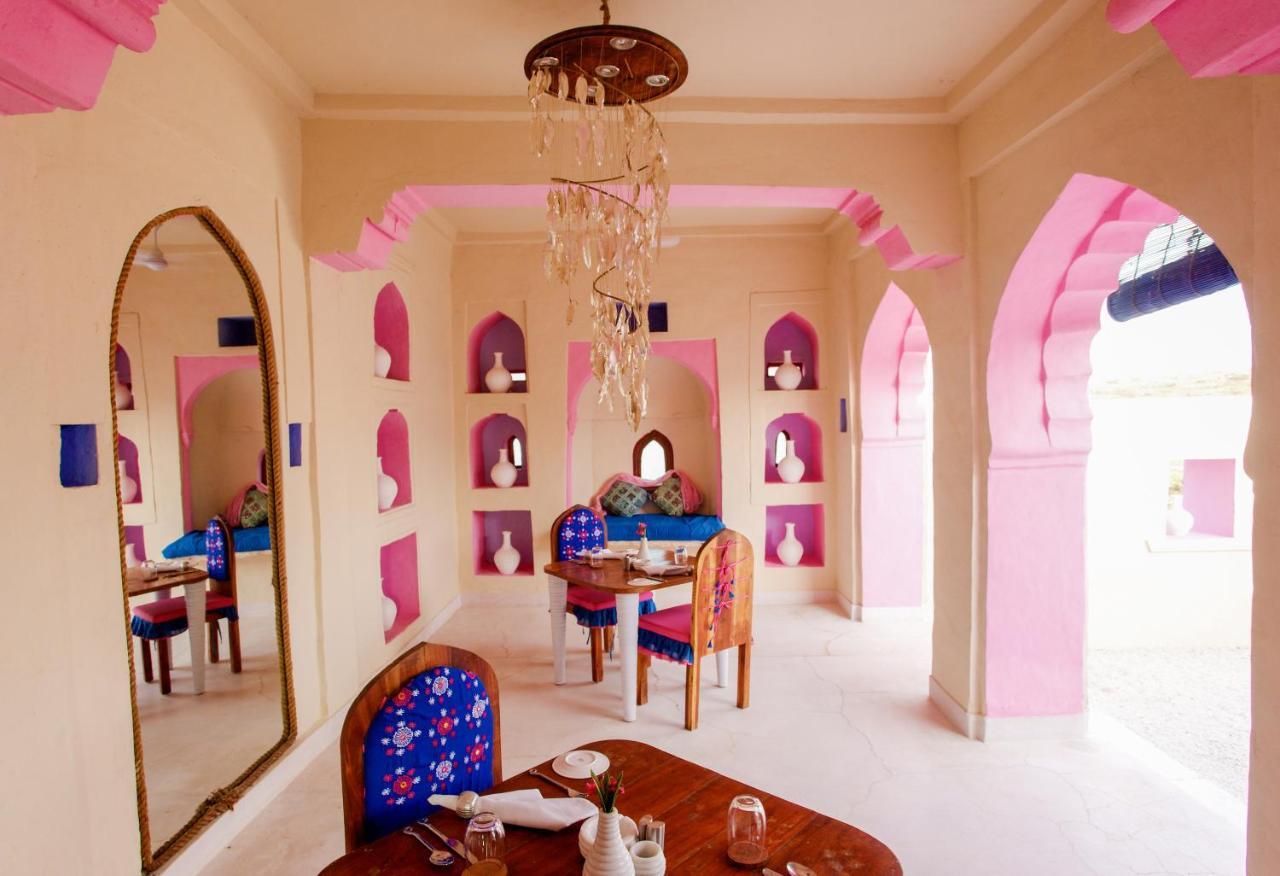 Brij Lakshman Sagar, Pali - Small Luxury Hotels Of The World Raipur  ภายนอก รูปภาพ