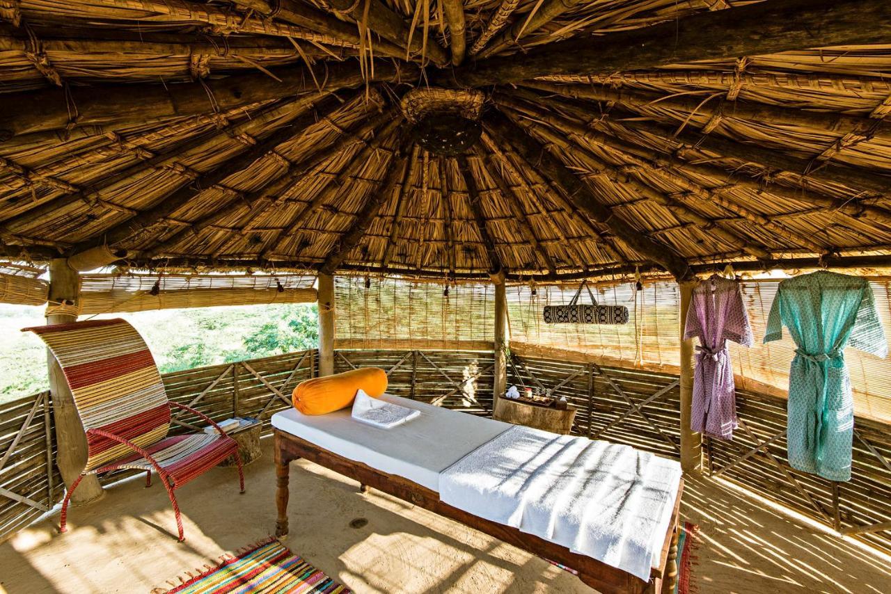 Brij Lakshman Sagar, Pali - Small Luxury Hotels Of The World Raipur  ภายนอก รูปภาพ